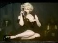 Titre = Kylie Minogue, 2 Hearts (Studio X),
Taille video = 10735 KO,
Date vignette = 19/10/2007,
Cliquer pour lancer la vido.